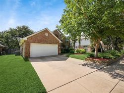 Pre-foreclosure in  BITTERSWEET DR Arlington, TX 76001