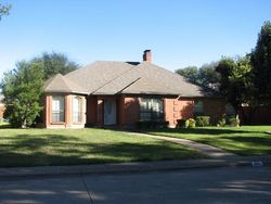 Pre-foreclosure in  ARBOR CREEK DR Desoto, TX 75115