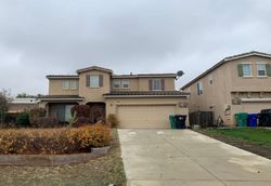 Pre-foreclosure in  N MAURER ST Porterville, CA 93257