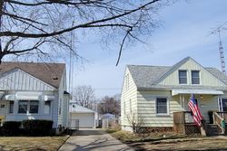 Pre-foreclosure in  ROEDER ST Monroe, MI 48161