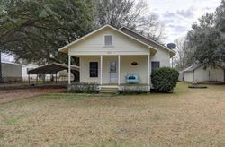 Pre-foreclosure Listing in POPPY DR VILLE PLATTE, LA 70586