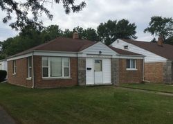 Pre-foreclosure in  175TH ST Homewood, IL 60430