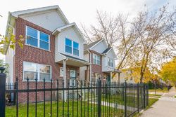 Pre-foreclosure in  E 72ND ST Chicago, IL 60619