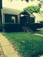 Pre-foreclosure in  LARCHMONT AVE Louisville, KY 40215