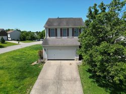 Pre-foreclosure in  RIVER TRAIL DR Louisville, KY 40229