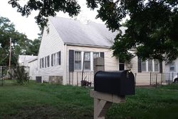 Pre-foreclosure in  S CHAUTAUQUA AVE Wichita, KS 67211