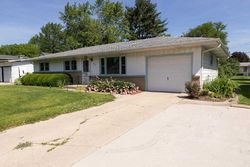 Pre-foreclosure in  PHYLLIS AVE Rochelle, IL 61068