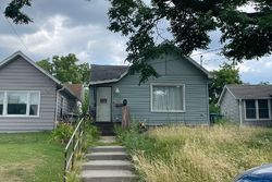 Pre-foreclosure in  FILMORE ST Des Moines, IA 50316