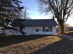 Pre-foreclosure Listing in S LINCOLN ST KNOXVILLE, IA 50138