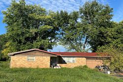 Pre-foreclosure in  ADAMS DR Martinsville, IN 46151