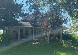 Pre-foreclosure Listing in S COUNTY ROAD 300 E WINSLOW, IN 47598