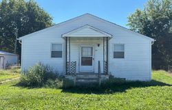 Pre-foreclosure in  STATE ROUTE 156 Waterloo, IL 62298