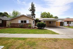 Pre-foreclosure in  E ASHLAN AVE Fresno, CA 93726