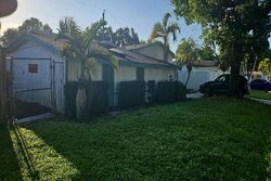 Pre-foreclosure in  SW 90TH WAY Fort Lauderdale, FL 33328