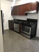 Pre-foreclosure in  MORRIS AVE Bronx, NY 10456