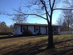 Pre-foreclosure in  ROBIN LN Hanover, VA 23069