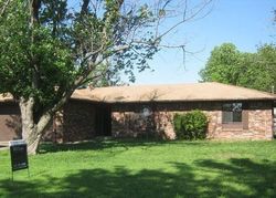 Pre-foreclosure in  S 98TH EAST AVE Tulsa, OK 74128