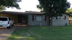 Pre-foreclosure in  40TH ST Lubbock, TX 79414