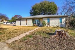 Pre-foreclosure in  E LONGSPUR BLVD Austin, TX 78753