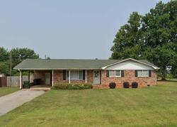 Pre-foreclosure in  NORTHVIEW ST Lyman, SC 29365