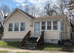 Pre-foreclosure in  CAROLINE ST Peoria, IL 61603