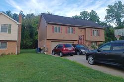 Pre-foreclosure in  MERCEDES DR Pittsburgh, PA 15236