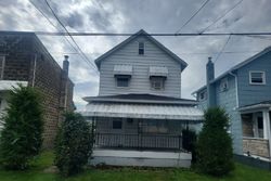 Pre-foreclosure in  SKIDMORE ST Wilkes Barre, PA 18705