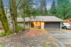 Pre-foreclosure Listing in E BARLOW TRAIL RD RHODODENDRON, OR 97049