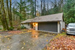 Pre-foreclosure in  E BARLOW TRAIL RD Rhododendron, OR 97049