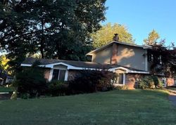 Pre-foreclosure in  SHOTWELL CT White Lake, MI 48386