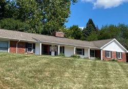 Pre-foreclosure in  PACKER RD Bloomfield Hills, MI 48302