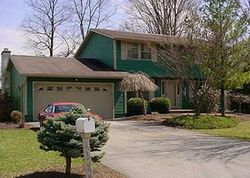 Pre-foreclosure in  MERRIWETHER DR Syracuse, NY 13219