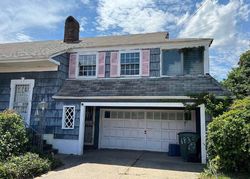 Pre-foreclosure in  E RIVERSIDE DR Atlantic City, NJ 08401