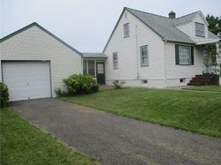 Pre-foreclosure in  FLORIDA GROVE RD Keasbey, NJ 08832