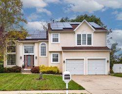 Pre-foreclosure in  SANDSTONE DR Sicklerville, NJ 08081