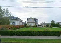 Pre-foreclosure in  POCANO AVE Oceanport, NJ 07757