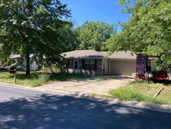 Pre-foreclosure in  N SUNSHINE DR Columbia, MO 65201