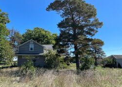 Pre-foreclosure in  ROBINSON RD Petersburg, MI 49270