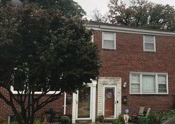 Pre-foreclosure in  CIRCLE DR Halethorpe, MD 21227