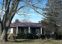 Pre-foreclosure in  W TOPHILL TER Elizabethtown, KY 42701