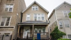 Pre-foreclosure in  N ASHLAND AVE Chicago, IL 60640