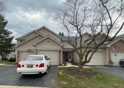 Pre-foreclosure in  GOLFVIEW DR Glendale Heights, IL 60139