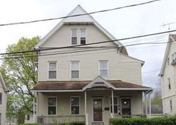 Pre-foreclosure in  BARNARD ST Hartford, CT 06114