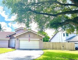 Pre-foreclosure in  SW 87TH AVE Fort Lauderdale, FL 33328