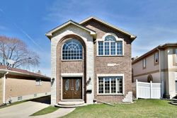 Pre-foreclosure in  N CHESTER AVE Harwood Heights, IL 60706