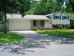 Pre-foreclosure in  STRATFORD CT Ypsilanti, MI 48198