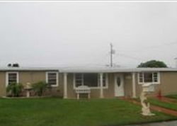 Pre-foreclosure in  SW 41ST TER Miami, FL 33165