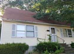 Pre-foreclosure in  QUINNIPIAC AVE New Haven, CT 06513