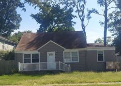 Pre-foreclosure in  LARKIN ST Norfolk, VA 23513