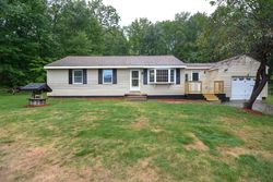 Pre-foreclosure in  CRANBERRY MEADOW RD Spencer, MA 01562